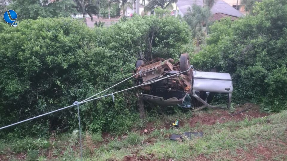 Carro cai em ribanceira e deixa um morto em Marcelino Ramos